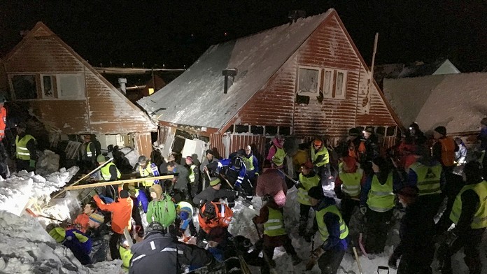 Lavína zabíjala na Špicbergoch.