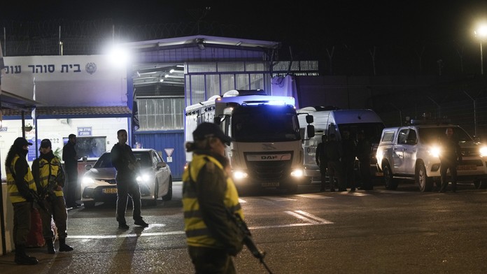 Izrael prepustil 39 palestínskych väzňov. Odsúdení boli aj za pokusy o vraždy