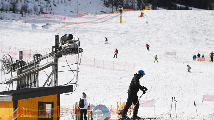 Lyžovanie - ilustračná snímka