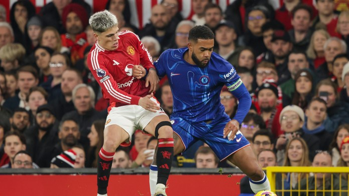 Manchester United zaznamenal jeden z najhorších štartov v histórii. Proti Chelsea rýchlo stratil vedenie