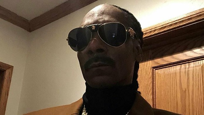 Rafael Leao z AC Milána reaguje po zápase s Fiorentinou.