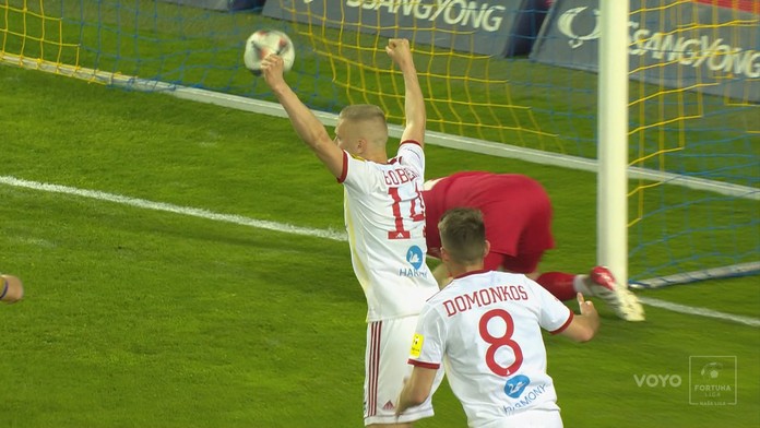 VIDEO: Ružomberok si vďaka víťazstvu v Dunajskej Strede zaistil druhé miesto.  Padlo až päť gólov