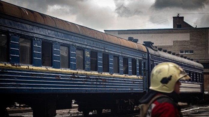 Útoky na ukrajinské železnice sa strojnásobili. Rusko cieli na logistiku a vlaky