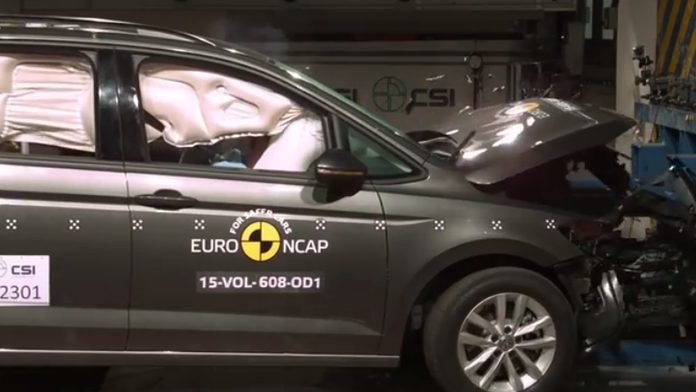 Testovanie bezpečnosti auta