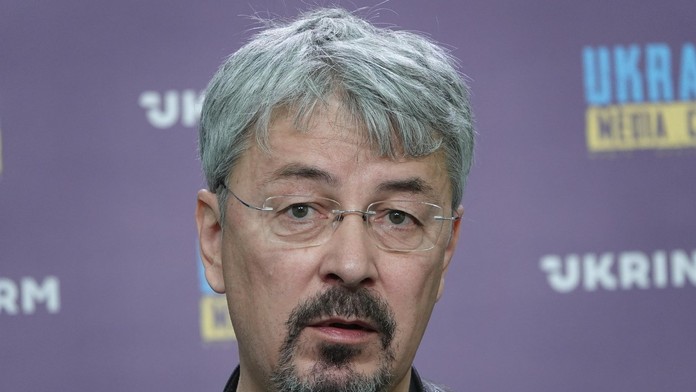 Odstúpil ukrajinský minister kultúry. Hovorí o nedorozumeniach so Zelenským