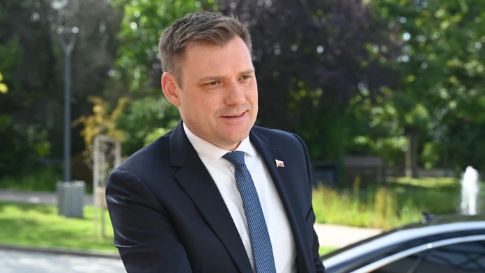Tomáš Taraba: Som šokovaný, že sa SNS chce v parlamente spojiť s PS pri odvolávaní vlastného ministra