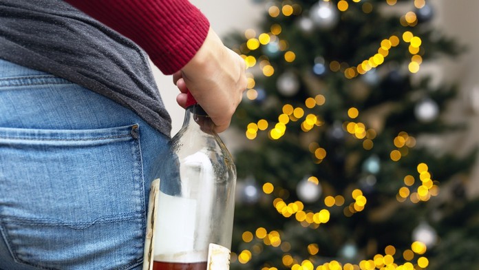 Počas sviatkov to netreba preháňať s alkoholom