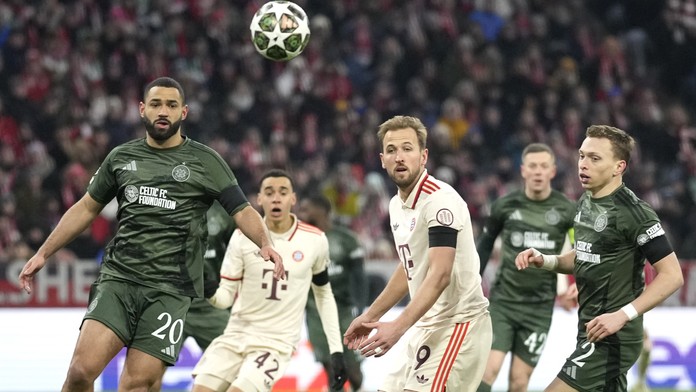 Bayern sa doma vytrápil so Celticom. Bruggy jasne vyradili Atalantu a šesťgólová dráma v Lisabone