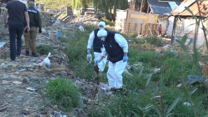 Zabil a rozštvrtil päť psov. Polícia páchateľa z východu Slovenska zadržala