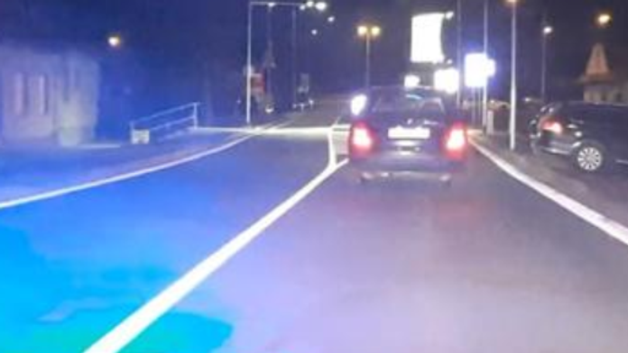 VIDEO: Robíte si z nás srandu? Českí policajti dvakrát zastavili toho istého opitého vodiča