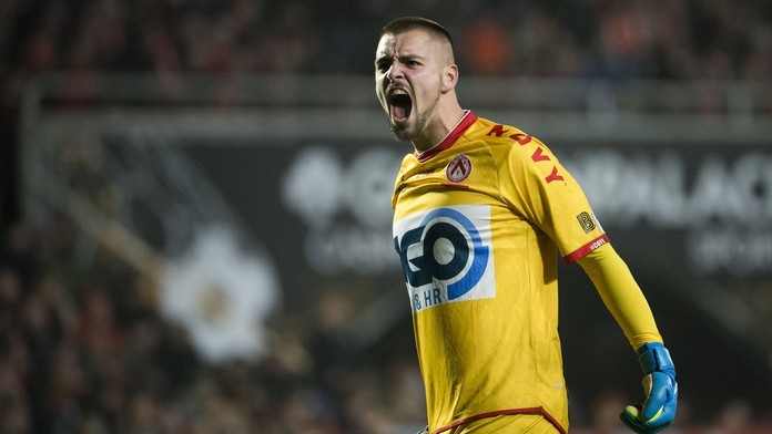 Vo Francúzsku prišiel o titul, stlačí reštart v Maďarsku? Trnavský predaj storočia ešte podľa agenta udiví Slovensko