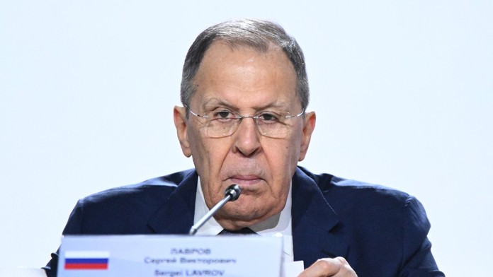 Nemecko chce vybudovať najsilnejšiu armádu v Európe. Lavrov označil plán Berlína za „veľmi znepokojujúci“