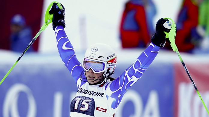 Petra Vlhová sa teší v cieli slalomu v rakúskom Lienzi.