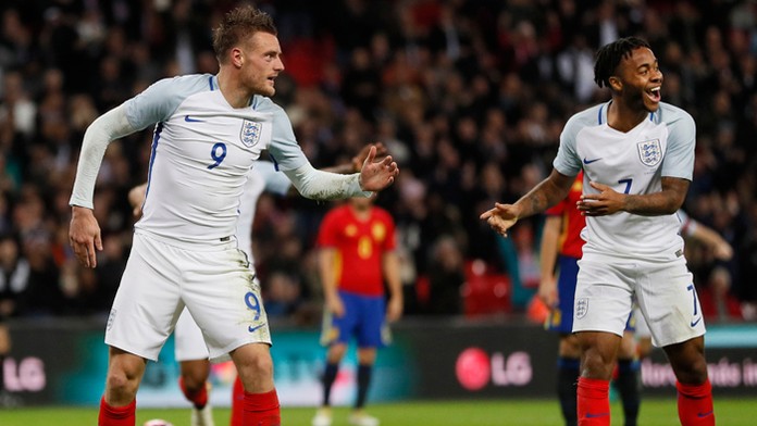 Jamier Vardy a Raheem Sterling.