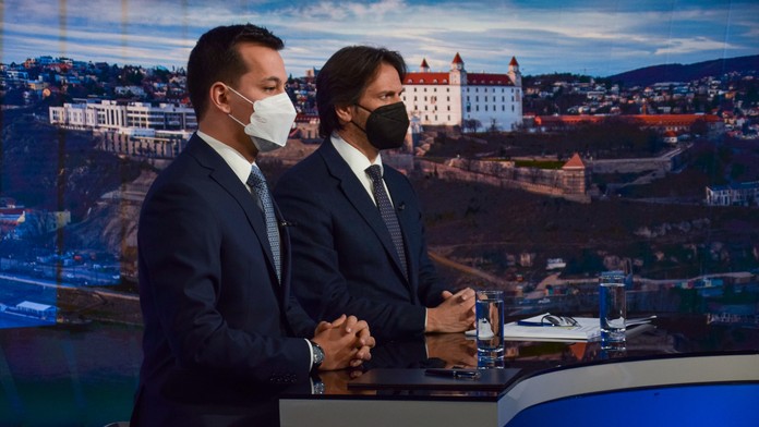 Juraj Šeliga a Robert Kaliňák v Na telo.