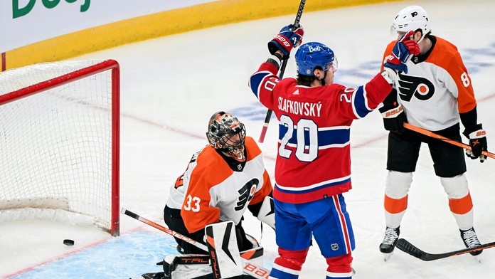 Juraj Slafkovský po strelení gólu.