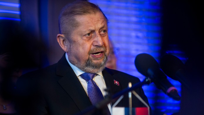 Harabinov míting v Martine museli odložiť. V športovej hale bol naplánovaný zápas hádzanárov