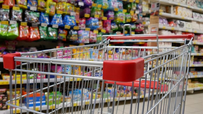 Vychýrený obchod so sladkosťami hlási obrovské problémy. Postupne zatvára pobočky