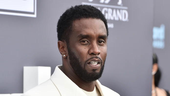 Na archívnej snímke z 15. mája 2022 americký reper Sean "Diddy" Combs pózuje v Las Vegas.
