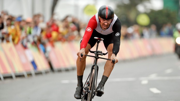 Fabian Cancellara víťazí v časovke jednotlivcov na OH 2016 v Rio de Janeiro.