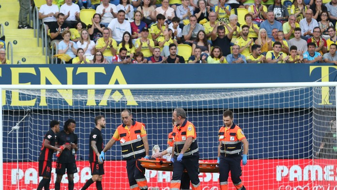 Ďalšia tvrdá rana pre Barcelonu. Zranenie vyradilo z hry brankársku jednotku a kapitána