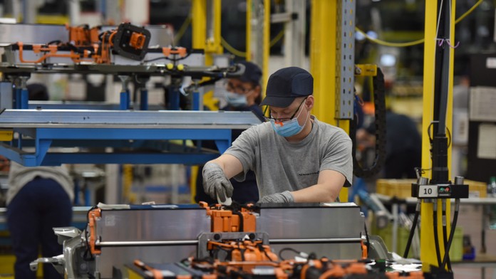 Vojna môže spôsobiť problémy našim firmám, ktoré dnes zamestnávajú ukrajinských mužov