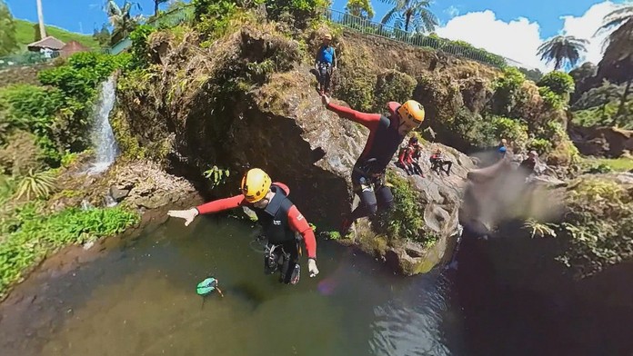 Slovenskí turisti prešli celú Európu. Za 44 dní neminuli ani cent na ubytovanie