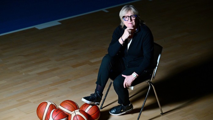 Veľkolepú trénerskú kariéru už uzavrela, no pri basketbale ostáva. Natália Hejková má novú funkciu