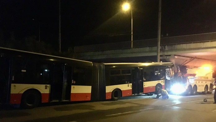 Nehoda autobusu MHD v Brne