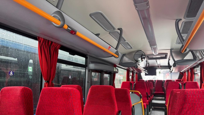 Chlapec dostal v autobuse vo Zvolene záchvat. Pomohol mu jediný cestujúci