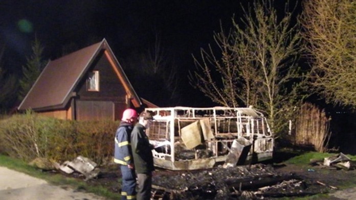 Dvaja mrtvi v prívese1.jpg