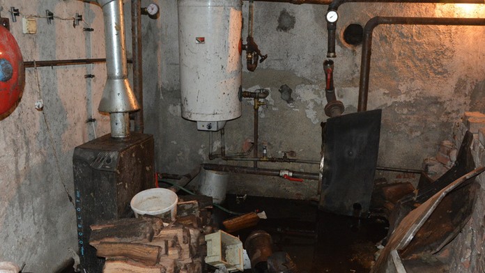 Starenka zomrela pri výbuchu kotla.