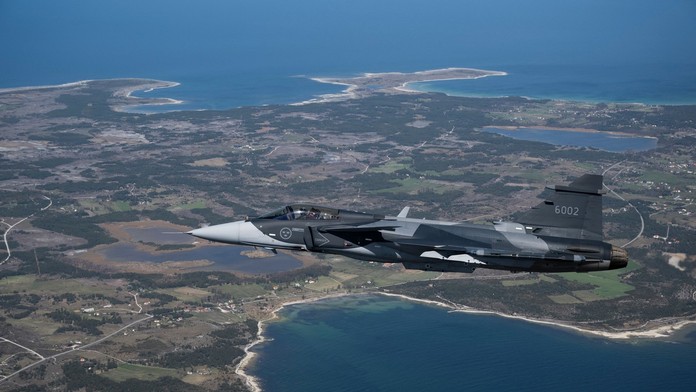 Na Sicílii sa zrútila stíhačka, pilot neprežil