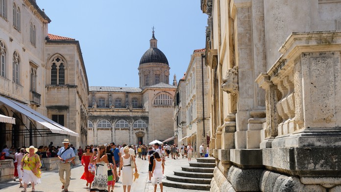 Láka vás život v zahraničí? V týchto európskych krajinách sú najnižšie náklady na život