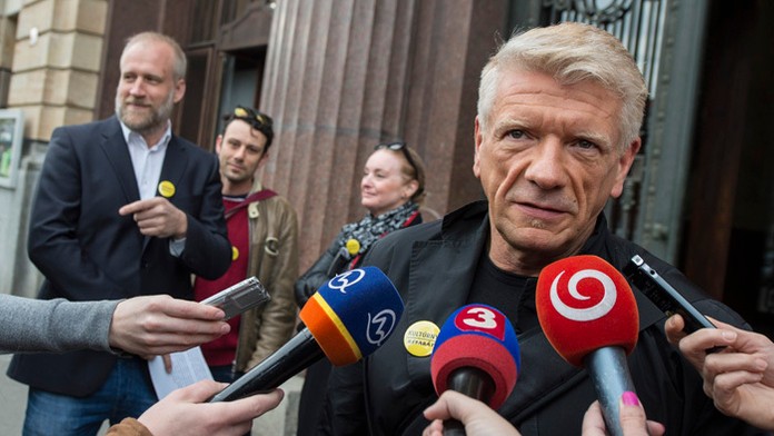 Richard stanke pred rokovaním s ministerkou kultúry o výzve Žiadame okamžitý kultúrny reparát! 