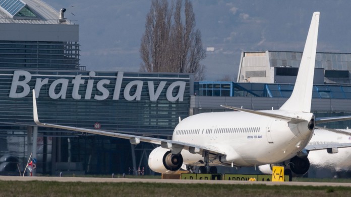 Európske veľkomestá, známe letoviská aj arabská metropola. Z Bratislavy v lete odletíte do desiatok destinácií (zoznam)