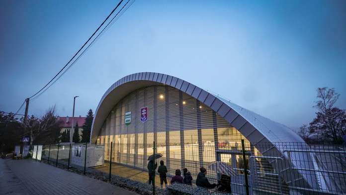 Rozvojový projekt SZĽH pokračuje, na východe pribudli dve multifunkčné ľadové plochy