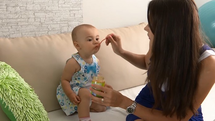 Je lepšia domáca alebo kupovaná detská výživa? Odpoveď lekárky vás prekvapí