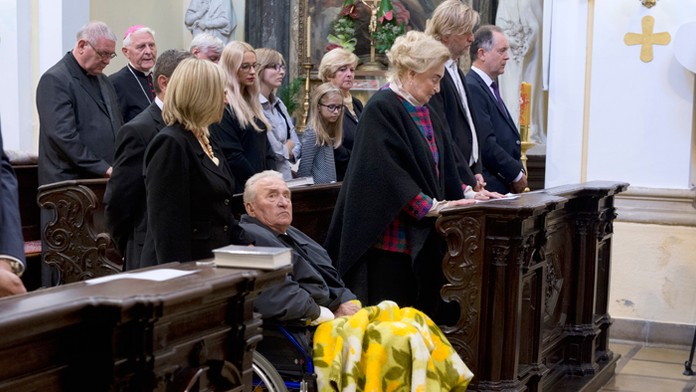 Michal Kováč v kostole Milosrdných bratov na omši pri príležitosti 85. narodenín. (5. augusta 2015)