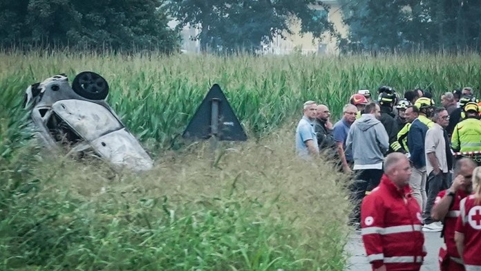VIDEO: Strašná nehoda akrobatickej legendy Frecce Tricolori. Zomrelo pri nej 5-ročné dievčatko