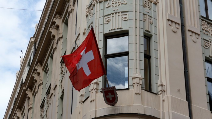 Moskva oznámila, že Švajčiarsko stratilo neutralitu, a preto nemôže zastupovať Kyjev