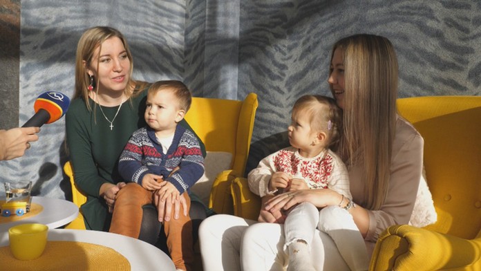 Alexis Lafreniere (Kanada), brankár Samuel Hlavaj (Slovensko).