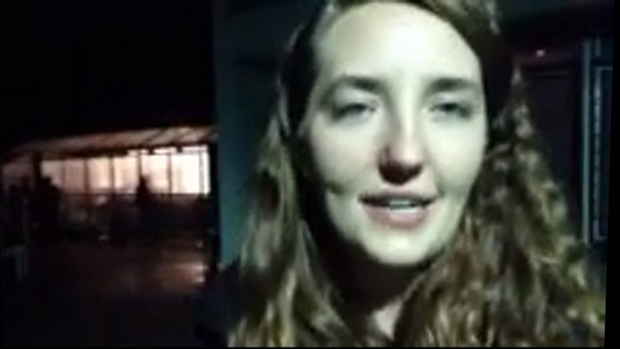 Randy bola optimisticky naladená.