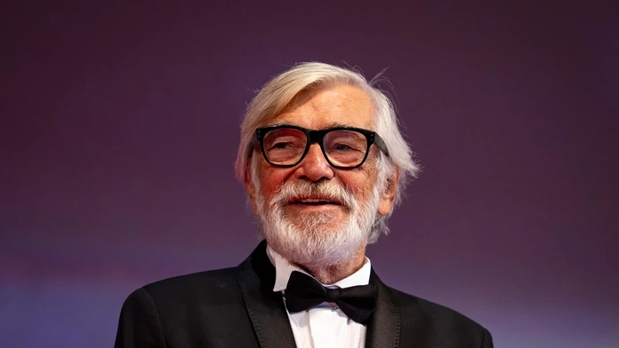 Česko sa rozlúčilo s hereckou legendou Jiřím Bartoškom († 78)