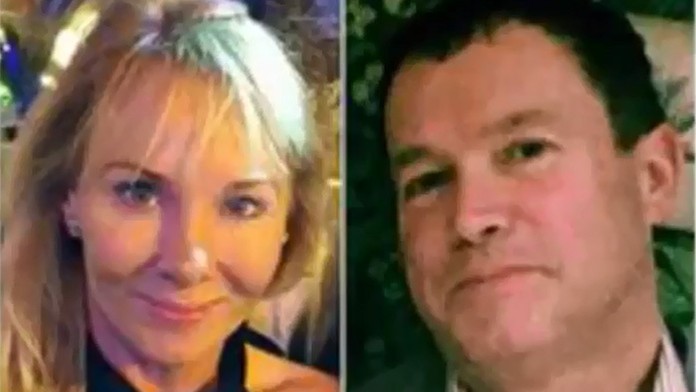 Červený vrtuľník patril Kevinovi a Ruth Burkeovým.