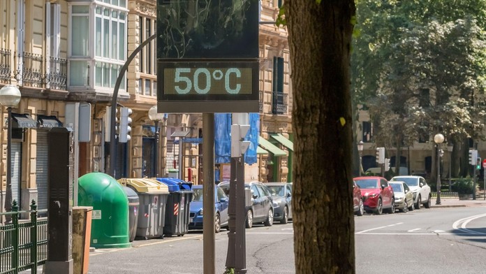 Každý ukazovateľ svieti načerveno. Planéta smeruje k extrémom