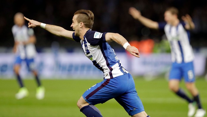 Peter Pekarík sa teší z premiérového gólu v Bundeslige po 151 zápasoch.