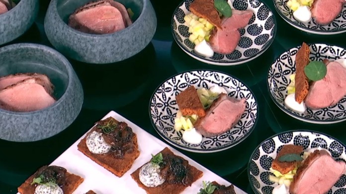 Netradičné jednohubky a venčeky na slano. Pripravte si jedinečné pochúťky na silvestrovský večer