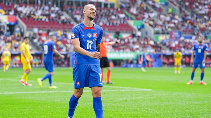 Na rozhovor prišiel s pizzou, gól si šetrí do osemfinále. Nechceme sa hádať, ale tešiť ľudí, vravel Haraslín