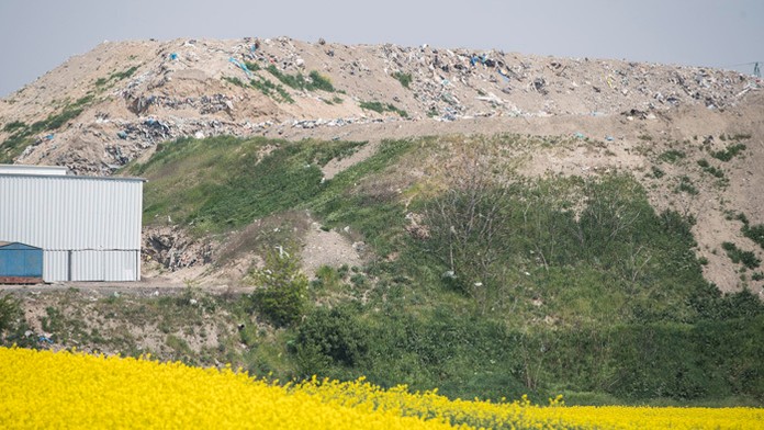 Skládka spoločnosti Vassal EKO v bratislavskej mestskej časti Podunajské Biskupice.
